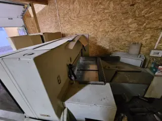 Бумагорезальная машина ADAST MAXIMA MS-80