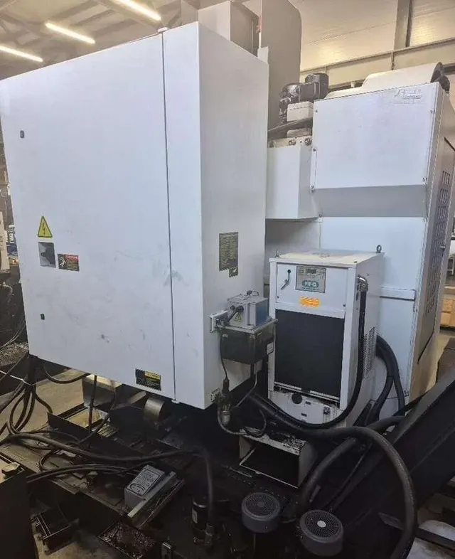 Фрезерный обрабатывающий центр с ЧПУ Feeler VMP23A