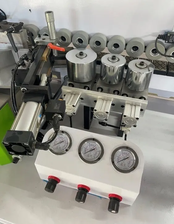 Автоматический кромкооблицовочный станок WoodTec Compact Н355