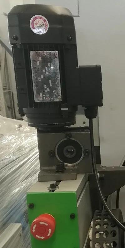 Автоматический кромкооблицовочный станок WoodTec Compact Н375