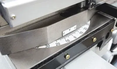 Станок токарно-винторезный METAL MASTER Z 51200 DRO RFS