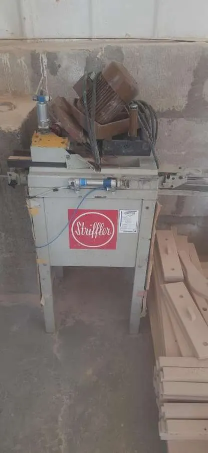Станок запила штапика STRIFFLER 2735