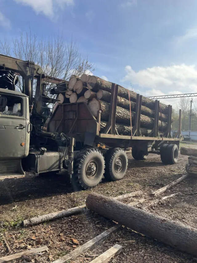 Лесовоз URAL-4320
