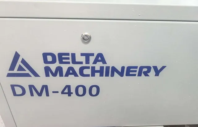 Кромкооблицовочный станок DELTAMACHINERY DM-400