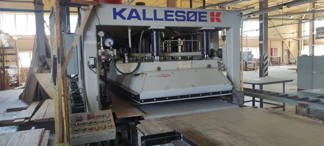 Пресс для склеивания по ширине KALLESQE A/S DK 694