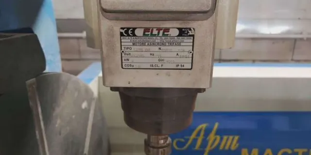 Станок фрезерный с ЧПУ по дереву
