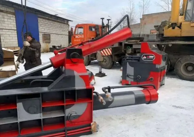 Пресс Y81-135 135 т + готовая площадка