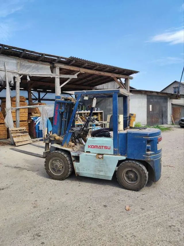 Погрузчик Komatsu FD 40