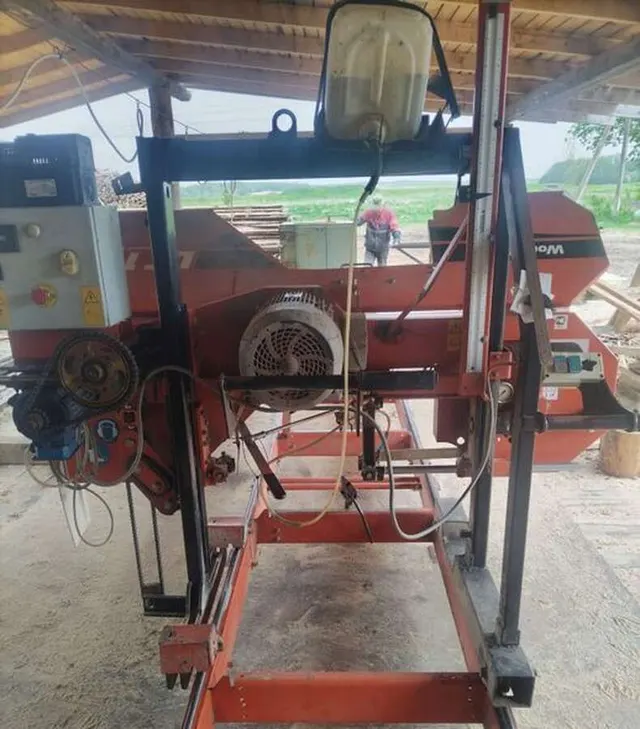Пилорама ленточная Wood-Mizer LT15 Польша