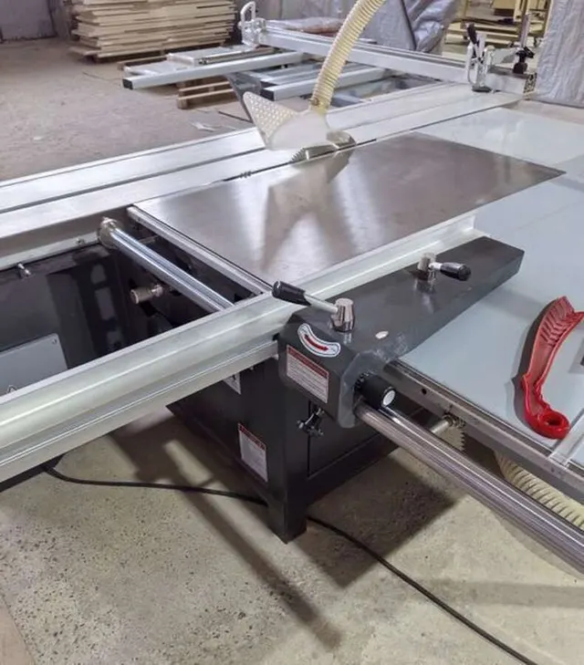 Форматно-раскроечный станок WoodTec WT32