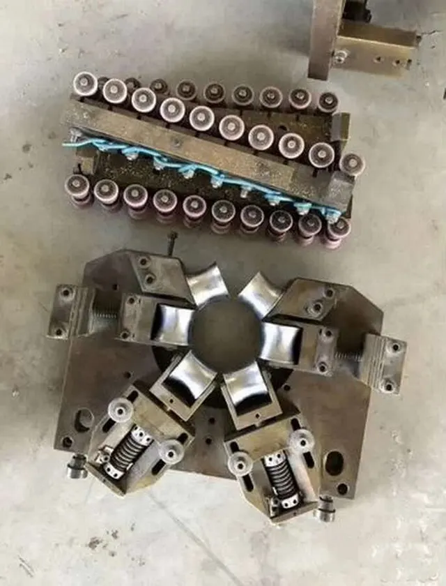 Сварочная машина Soudronic VAAK-50