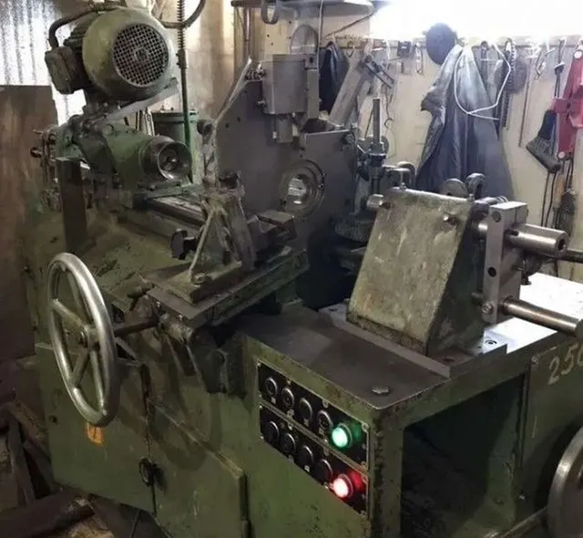 Станок токарно-копировальный Hempel VK10