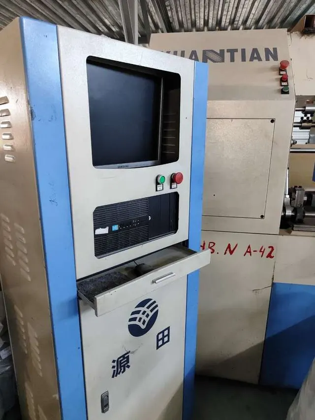 Машина многоигольная стегальная Yuantian LS320