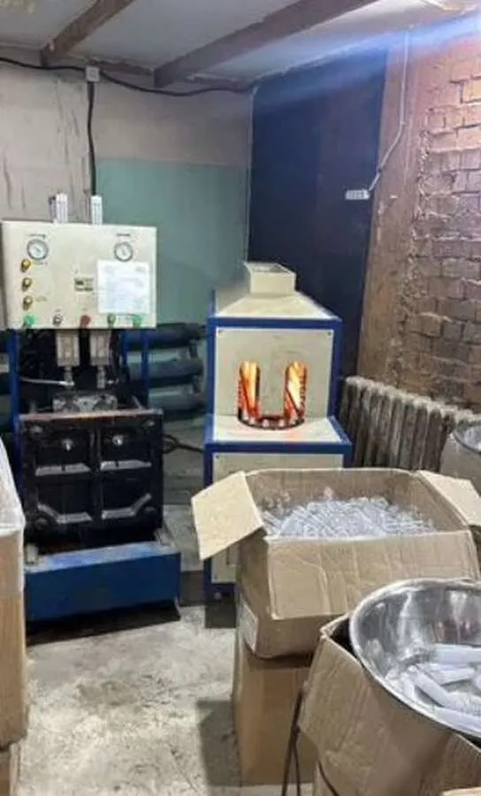 Полуавтомат выдува ПЭТ