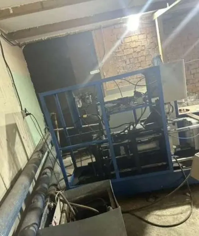Полуавтомат выдува ПЭТ