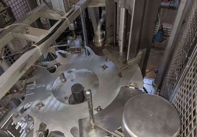 Автомат розлива в упаковку Pure-Pak Я1-ОРП