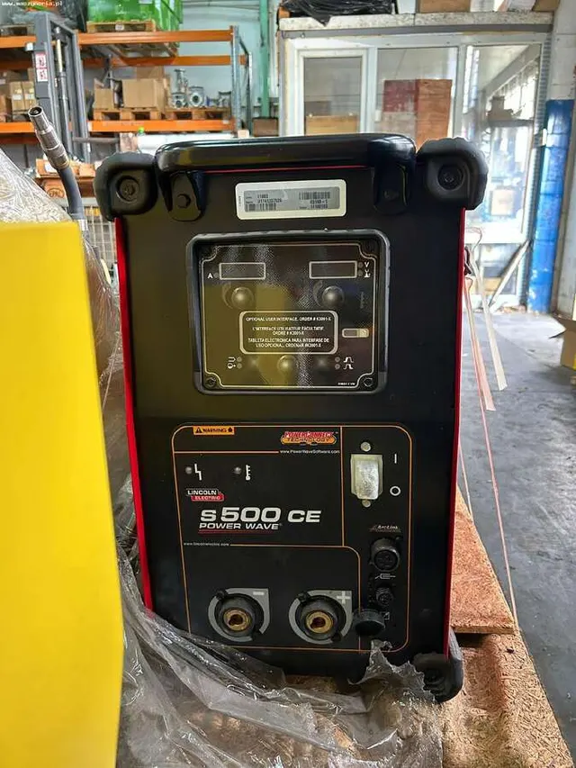 Роботизированная сварочная станция FANUC M-710iC
