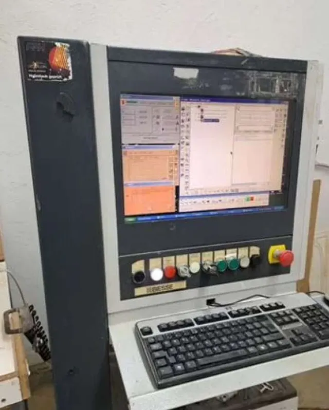 Обрабатывающий центр с ЧПУ Biesse Artech Skill 300