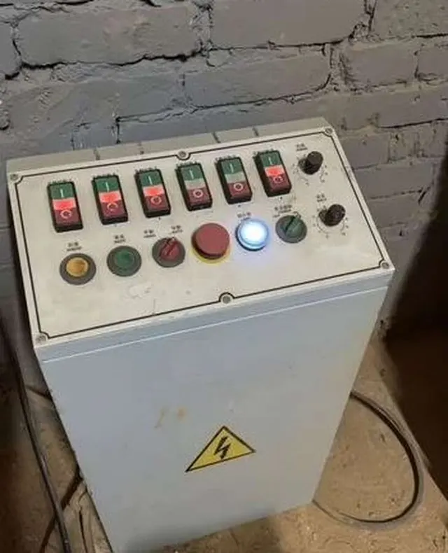 Шипорезный станок Quadro RH 826AST