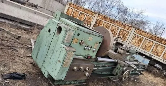 Токарно-винторезный станок 16К40 РМЦ 3000 мм