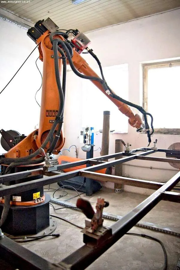 Робот-манипулятор KUKA KR 30 L16-2
