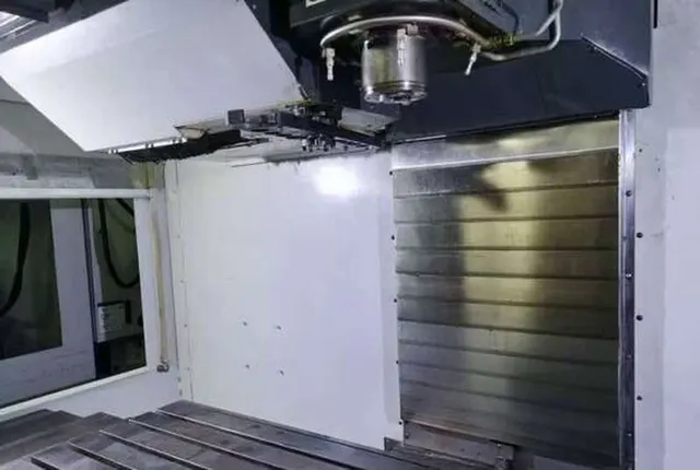 Вертикально-фрезерный центр Haas VF-4ss