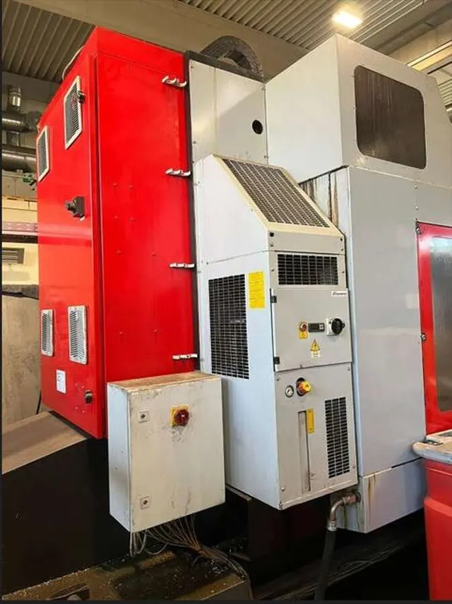 Вертикальный обрабатывающий центр EMCO MCP 70-50
