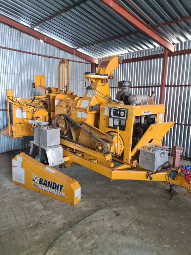 Измельчитель древесины Bandit 1540XP