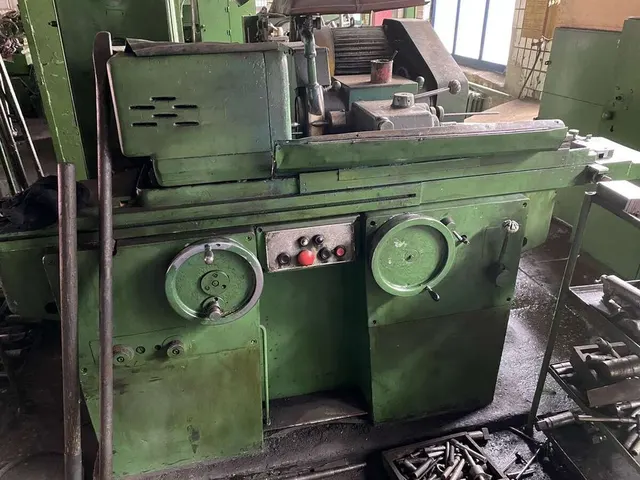 Станок круглошлифовальный 3Б153У