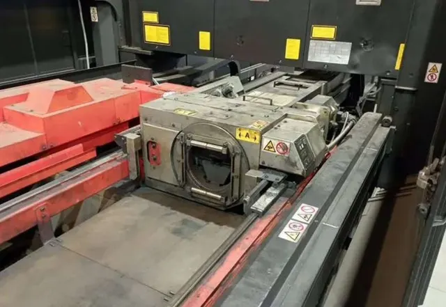 Станок лазерный Amada FOM2R13013