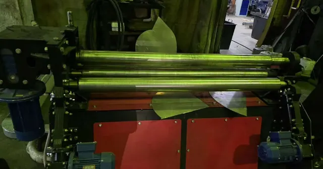 Вальцы четырехвалковые Вальцы 4V-СФЕ-1300x2