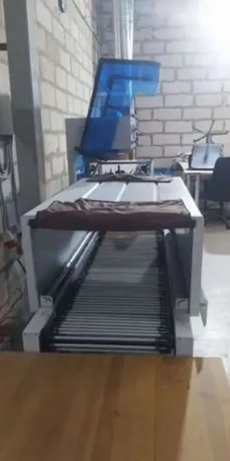Термоусадочный аппарат Hualian Machinery