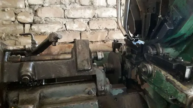 Станок токарный продольного точения автомат 11Т16А