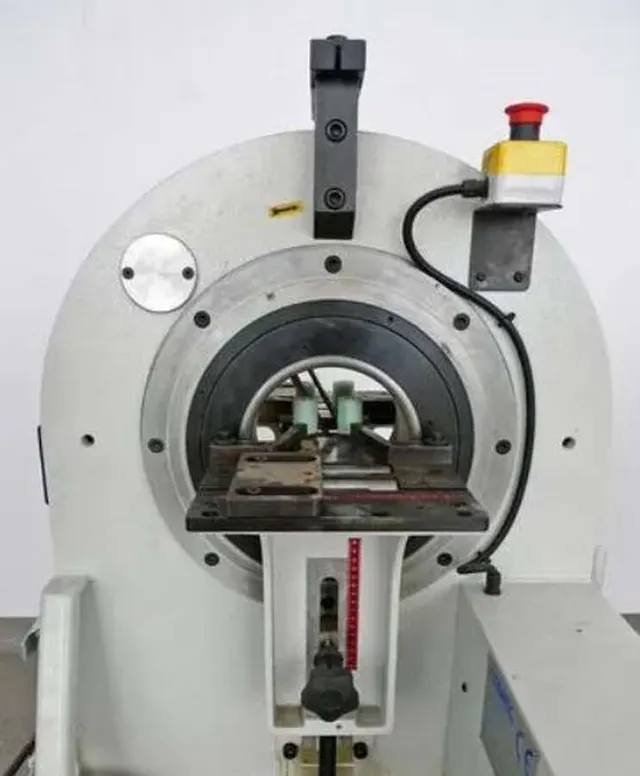 Станок шлифовальный Comec LC 15 AV