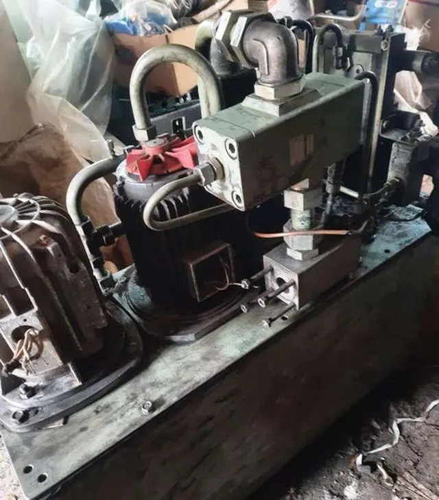 Пресс для РТИ, 200 тонн