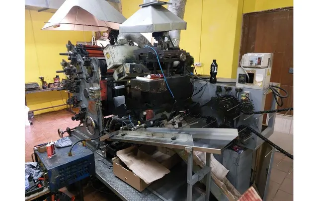 Окрашивающая установка шестицветная PCD-80-06-REUV