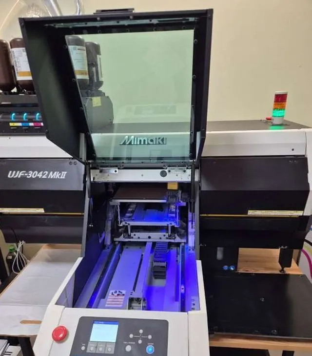 УФ плоттер Mimaki UJF-3042MKII