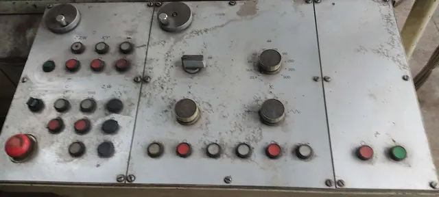 Фрезерный станок AG400 CNC 1987г.в.