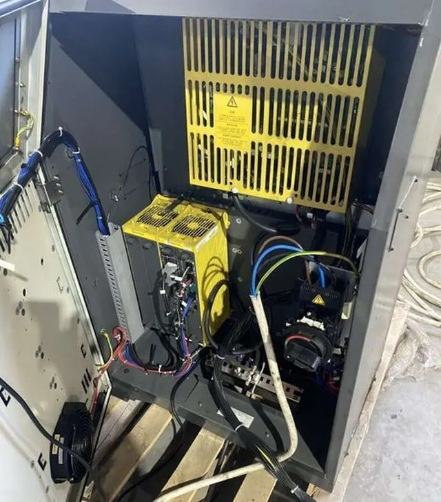 Промышленный робот Fanuc R-2000iC/165F