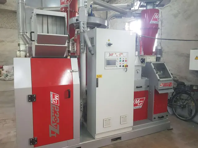 Устройство для переработки электрических кабелей MG 220 VZT