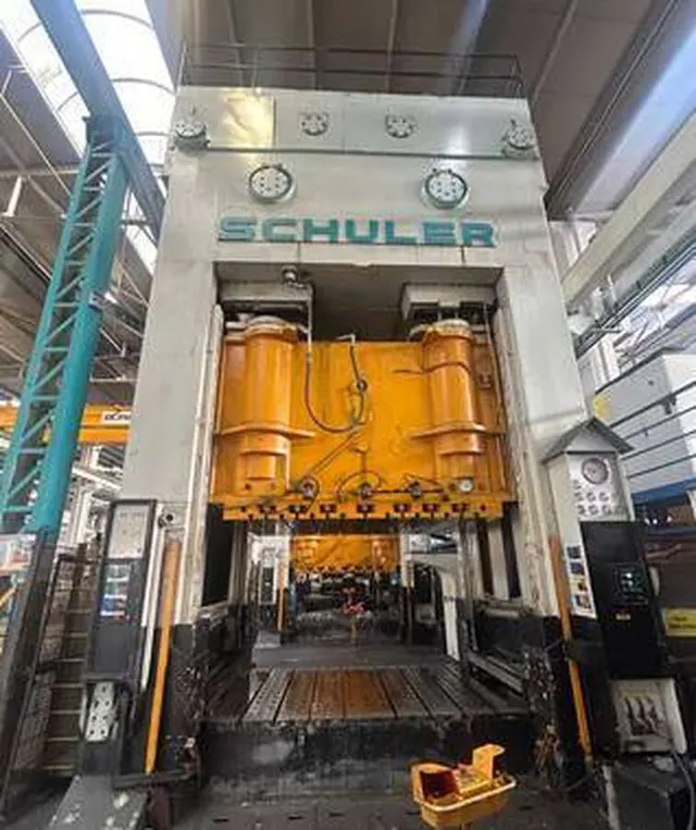 Пресс штамповочный Schuler 800 T