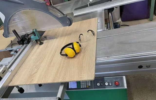 Станок форматно-раскроечный Altendorf F-45