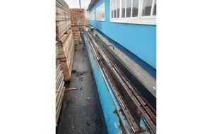 Конвейер для разделения горбыля и бруса
