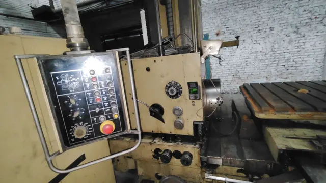 Горизонтально-расточной станок Union BFT 90-3