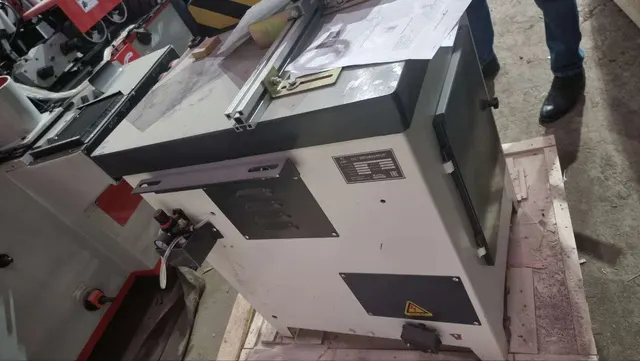 Четырехсторонний строгальный станок VH-M621