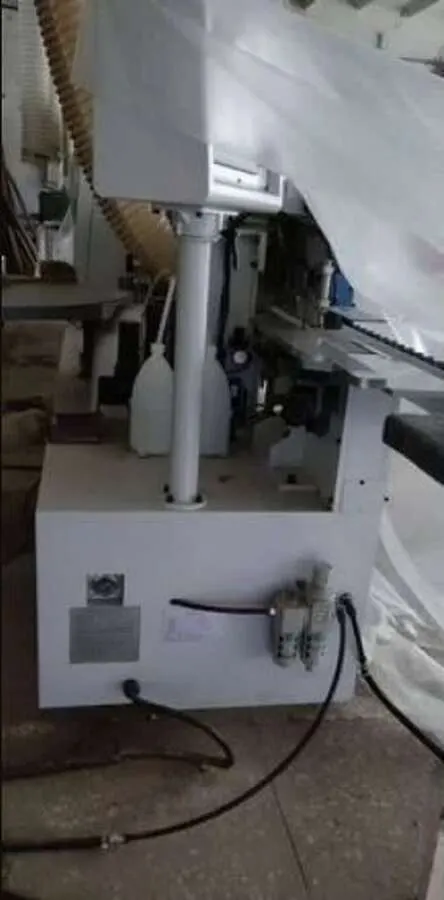 Станок кромкооблицовочный KDT KE-665JHSK