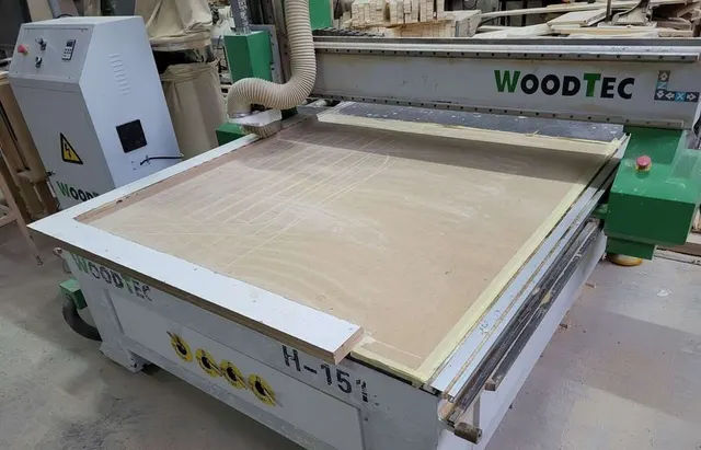 Станок фрезерно-гравировальный WoodTec H1515 с ЧПУ