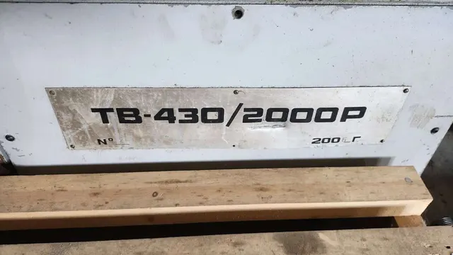Токарный станок ТВ-430 2000 РМЦ