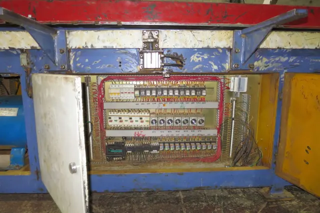 Пресс для сращивания MHB 1545A автоматический