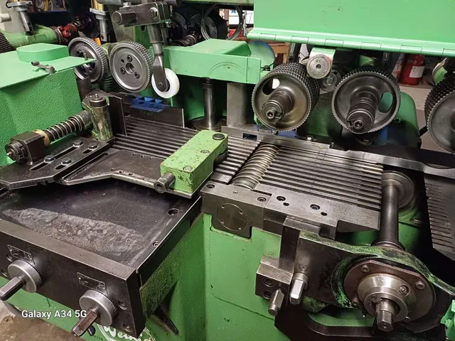 Четырёхсторонний станок Weinig Hidromat H22B 9шп